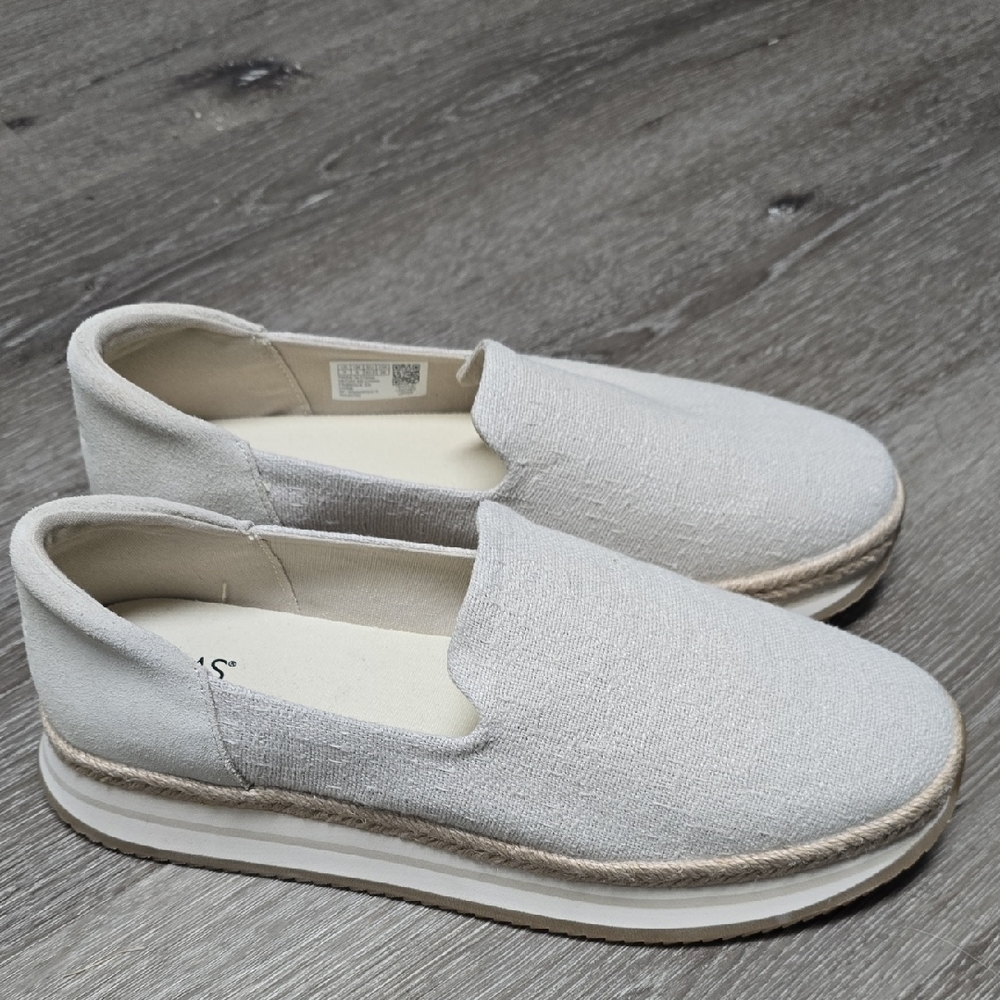 Elegant Light Gray Women's Slip-On Loafers